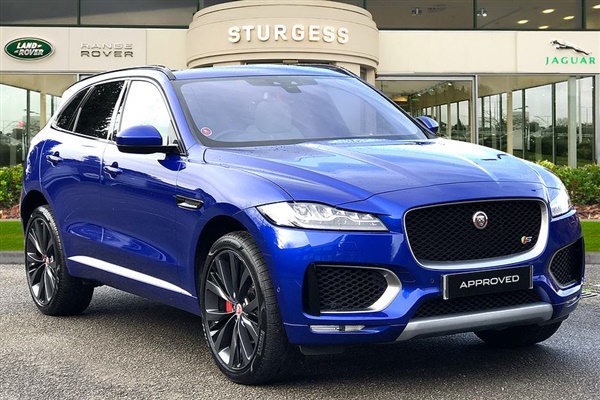 Jaguar F-Pace 3.0 V6 Diesel (300PS) First Edition AWD Auto