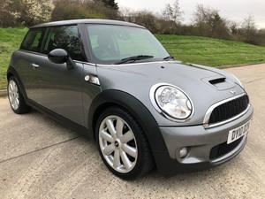 Mini Hatch Cooper S  in Colchester | Friday-Ad