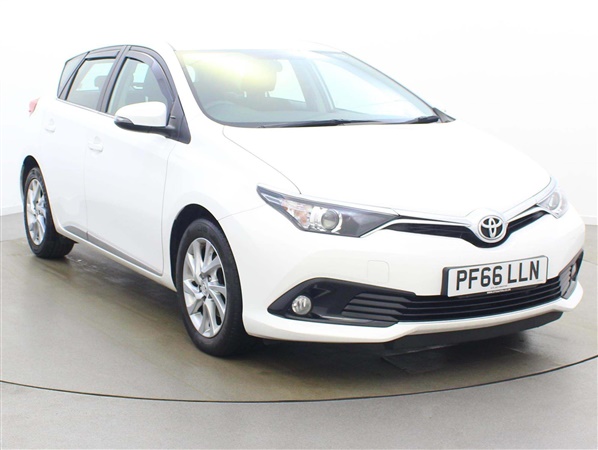 Toyota Auris 1.6 D-4D Business Edition (s/s) 5dr