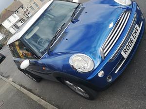 Mini Cooper panoramic roof in Eastbourne | Friday-Ad