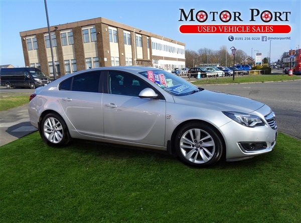 Vauxhall Insignia 2.0 CDTi ecoFLEX SRi Nav (s/s) 5dr