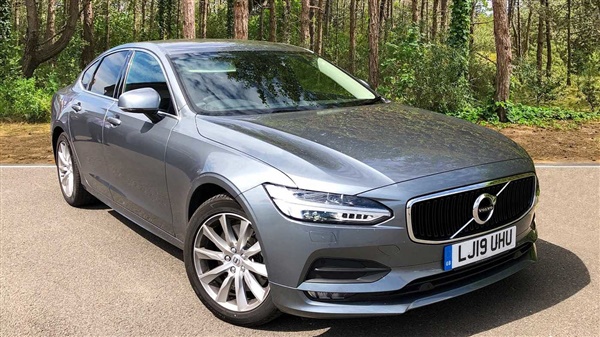 Volvo S T4 Momentum Pro 4dr Geartronic Saloon