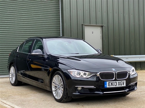 BMW 3 Series i Luxury 4dr