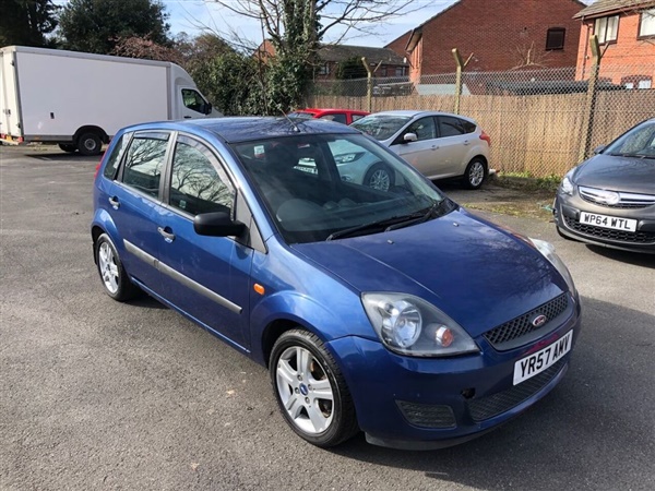 Ford Fiesta 1.6 STYLE CLIMATE 16V 5d 100 BHP Auto