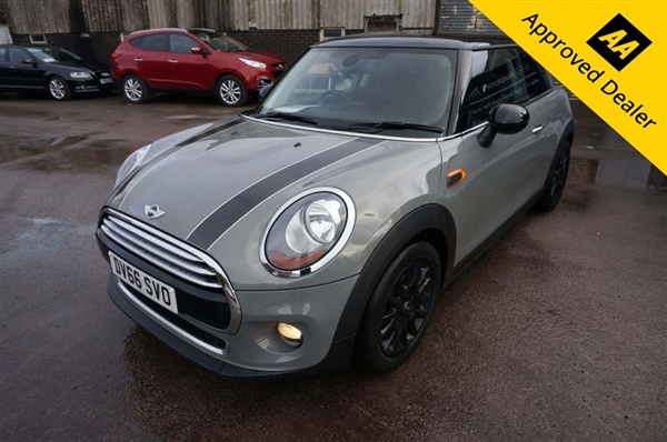 Mini Hatch 1.5 COOPER 3d 134 BHP IN STUNNING GREY WITH ONLY