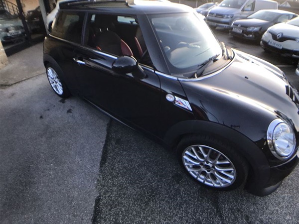 Mini Hatch COOPER SD in Horsforth, Leeds Manual