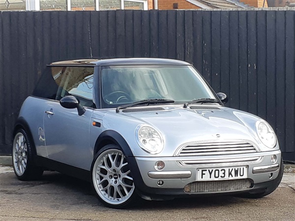 Mini Hatch 1.6 Cooper 3dr