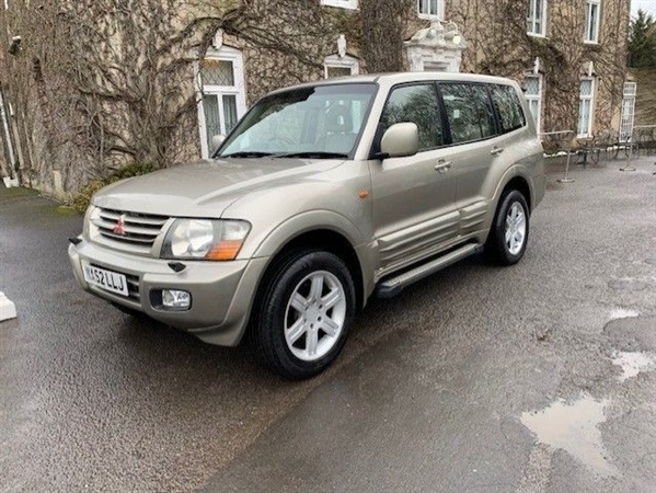 Mitsubishi Pajero PAJERO GLS TD LWB AUTO 7 SEATS