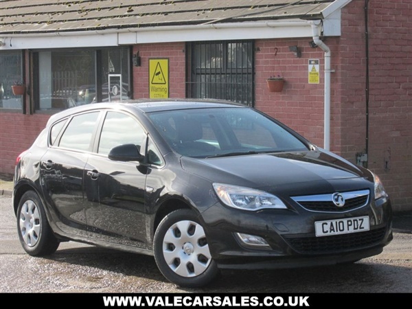 Vauxhall Astra 1.6 EXCLUSIV (LOW MILEAGE) 5dr