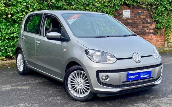 Volkswagen Up 1.0 HIGH UP 5d 74 BHP