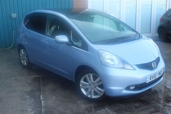 Honda Jazz 1.3 I-VTEC EX I-SHIFT 5d 98 BHP Semi Auto