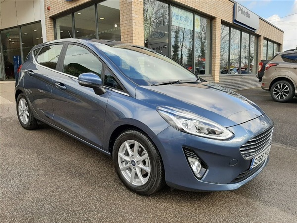 Ford Fiesta 1.0 EcoBoost 100ps Zetec 5dr *One Private Owner*