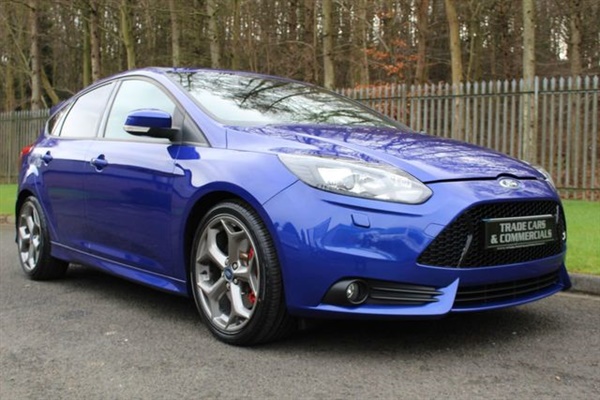 Ford Focus 2.0 ST-3 5d 247 BHP