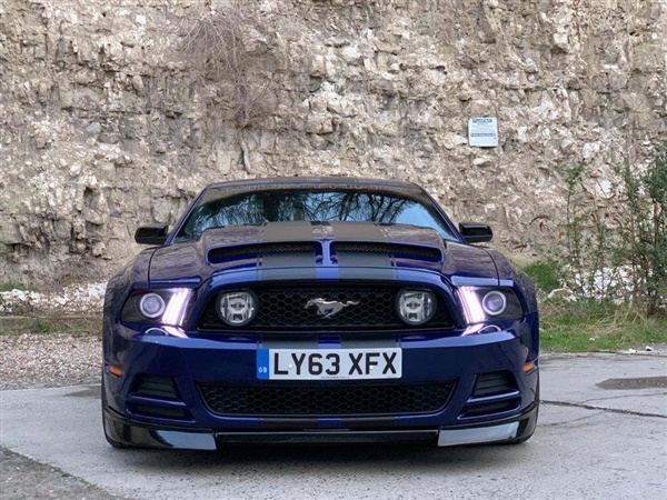 Ford Mustang 5.0L V8 GT Fastback 2dr 416 BHP