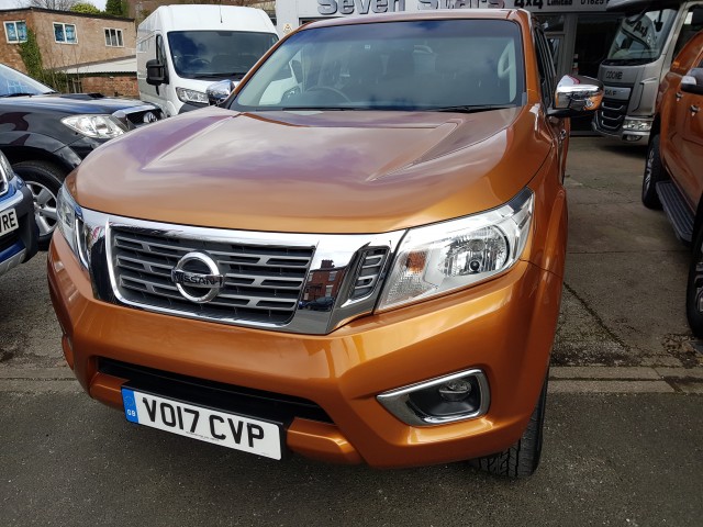  NISSAN NAVARA