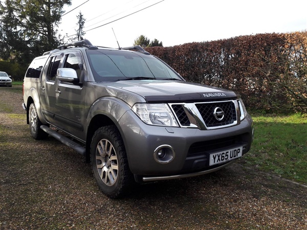 Nissan Navara Double Cab Pick Up Outlaw 3.0dCi VWD