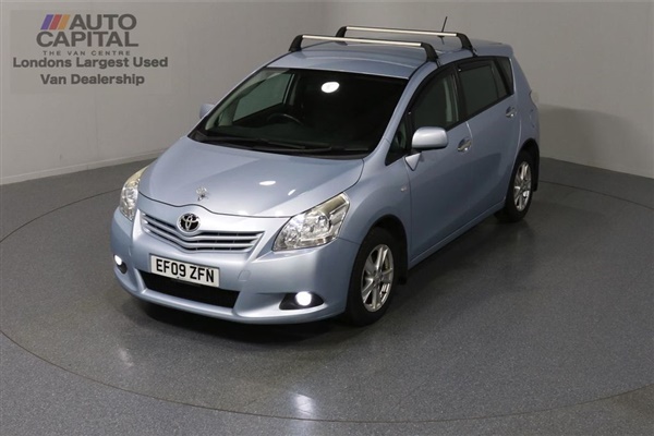 Toyota Verso 2.0 TR D-4D 125 BHP AIR CON