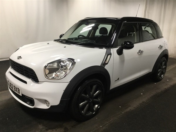Mini Countryman 1.6 Cooper S ALL4 5dr [Chili Pack] - PARKING