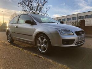 Ford Focus  in West Molesey | Friday-Ad