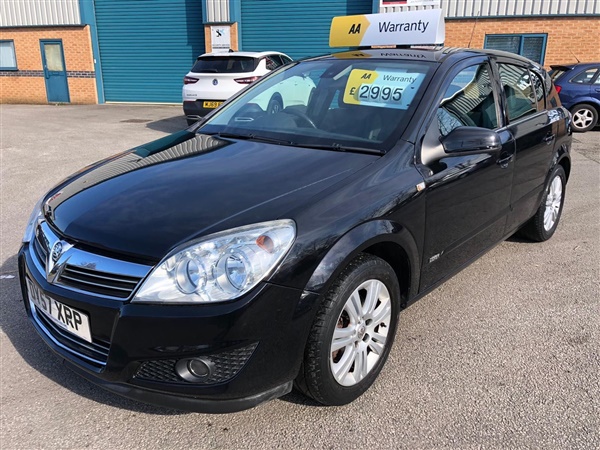 Vauxhall Astra 1.8 i 16v Design 5dr Auto