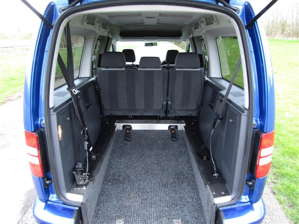 Volkswagen Caddy Maxi C TDI 5dr WHEELCHAIR ACCESS