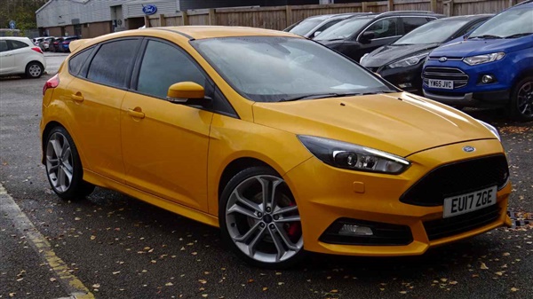 Ford Focus 2.0T EcoBoost ST-3 5dr