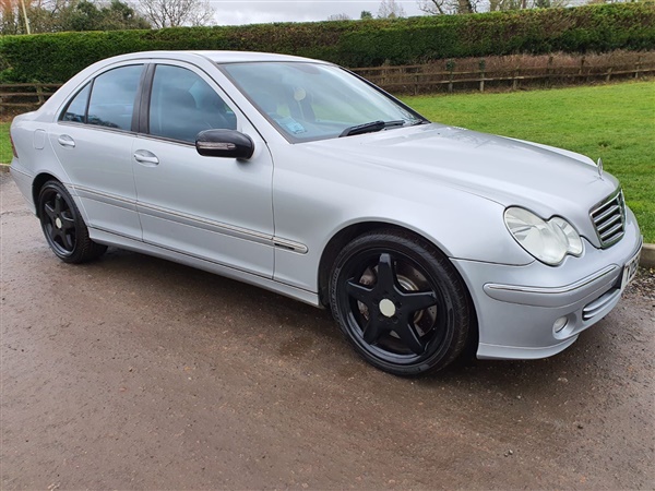 Mercedes-Benz C Class 3.5 C350 Avantgarde SE 7G-Tronic 4dr