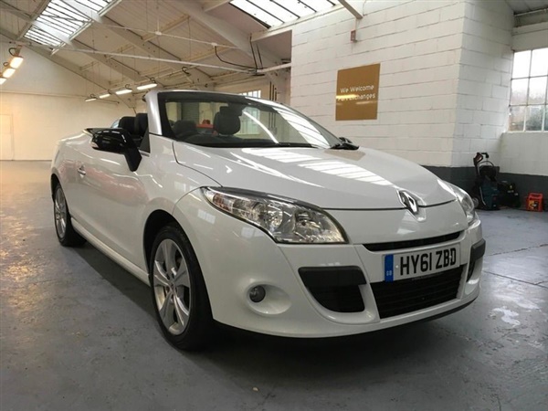 Renault Megane DYNAMIQUE TOMTOM DCI CONVERTIBLE ONLY 
