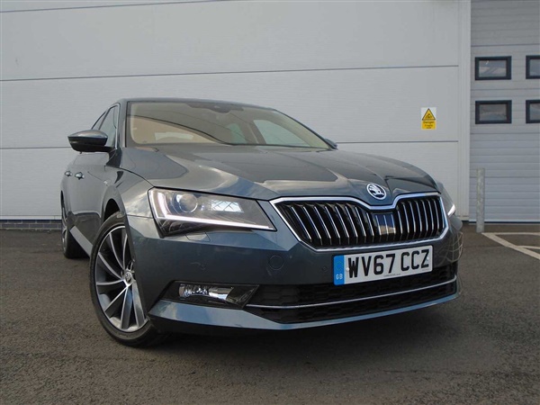 Skoda Superb 2.0 TDI (150PS) Laurin&Klement DSG 5Dr H/B Semi