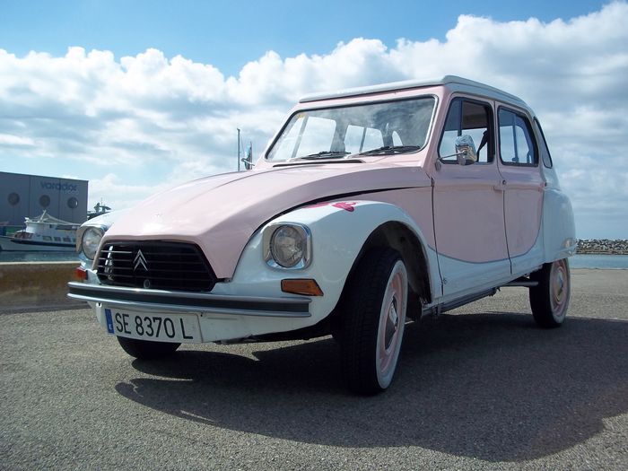Citroën - Dyane 