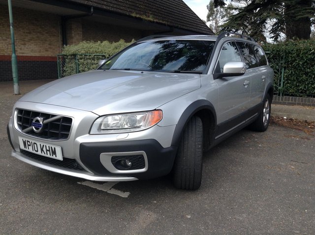 VOLVO XC 70 D5 SE LUX PREMIUM