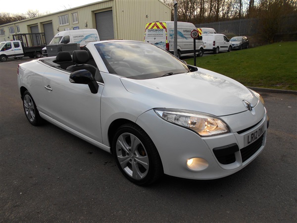 Renault Megane 1.9 dCi 130 Dynamique TomTom 2dr