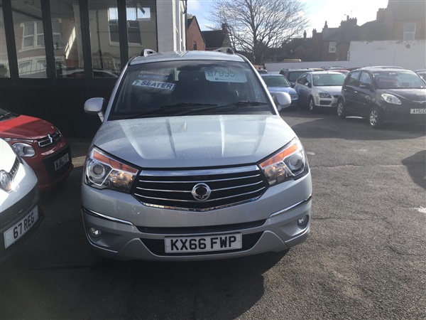 Ssangyong Turismo 2.2 EX 5dr Tip Auto