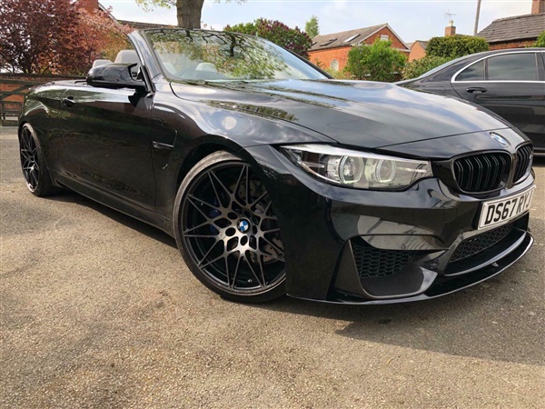 BMW 4 Series M4 DCT [Competition Pack]