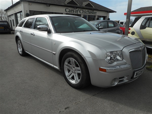 Chrysler 300C 3.0 CRD estate automatic AC heated seats,
