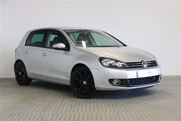 Volkswagen Golf GT 2.0 TDI 140PS 6-speed manual