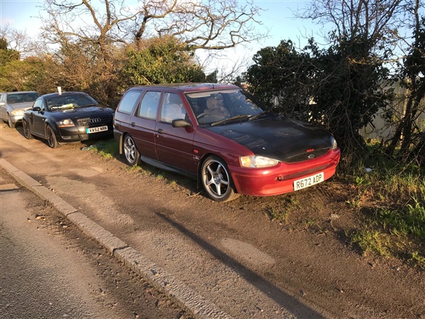 Ford Escort 1.6 CL 5dr (sun roof)