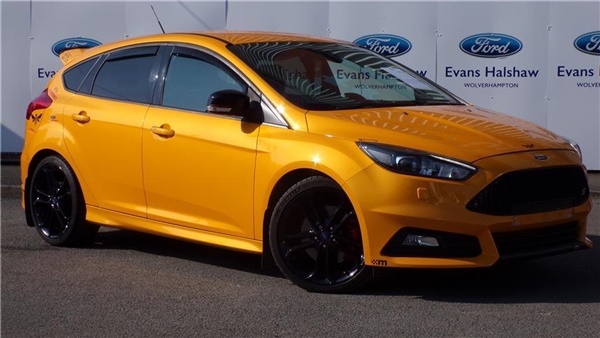 Ford Focus 2.0T EcoBoost ST-3 Navigation 5dr