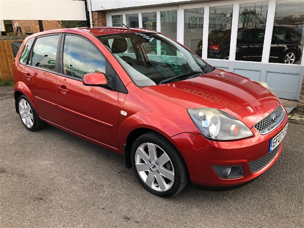 Ford Fiesta 1.4 TDCI GHIA 5DR AIR CON FULL LEATHER