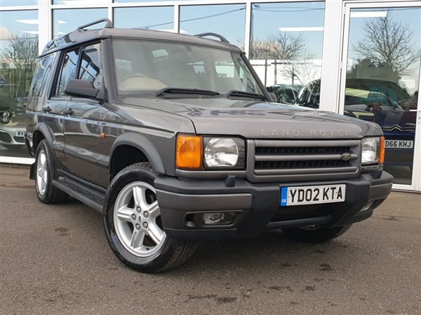 Land Rover Discovery 2.5 TD5 ES 5d 136 BHP Auto