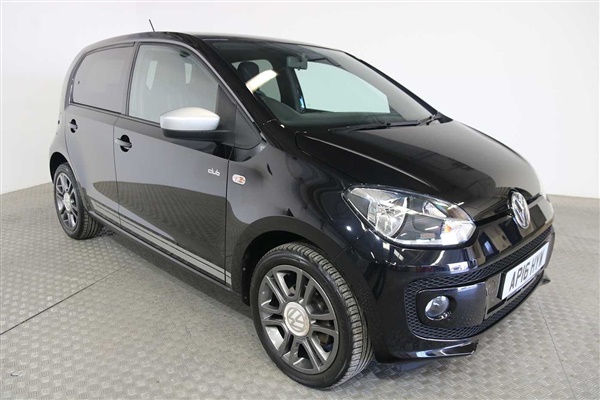 Volkswagen Up Club up!  PS 5-speed manual