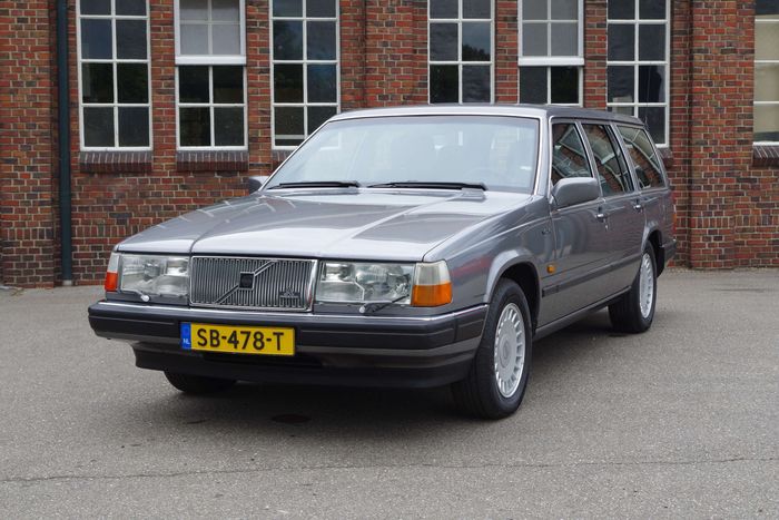 Volvo - 760 GLE - 