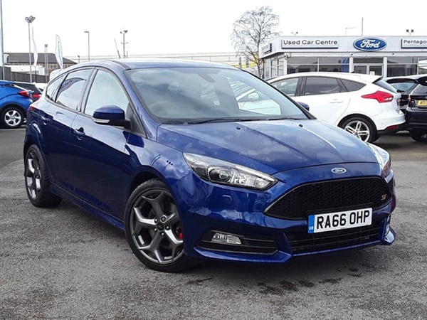 Ford Focus 2.0 TDCI 185PS ST-3 NAVIGATION 5DR