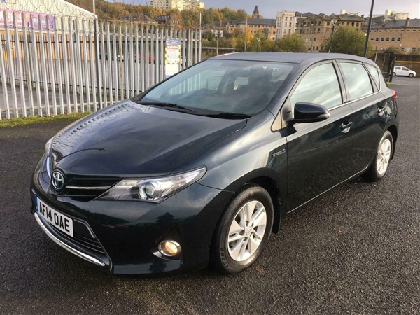 Toyota Auris 1.8 VVTi Hybrid Icon CVT Auto