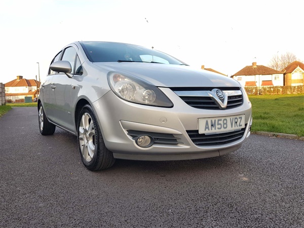 Vauxhall Corsa 1.4 i 16v SXi 5dr