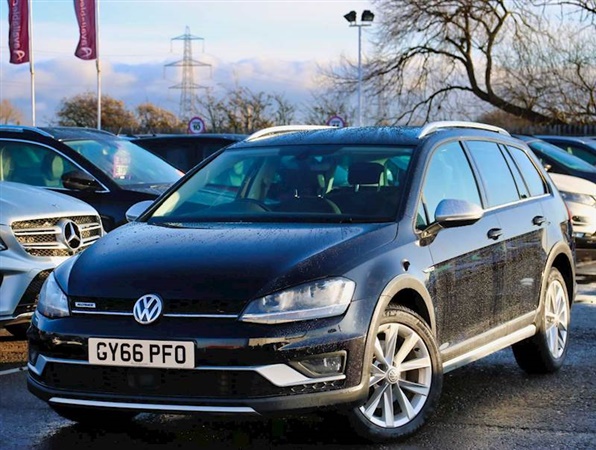 Volkswagen Golf 2.0 TDI dr DSG Auto