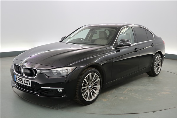 BMW 3 Series 330d Luxury 4dr Step Auto - SPLIT FOLDING REAR