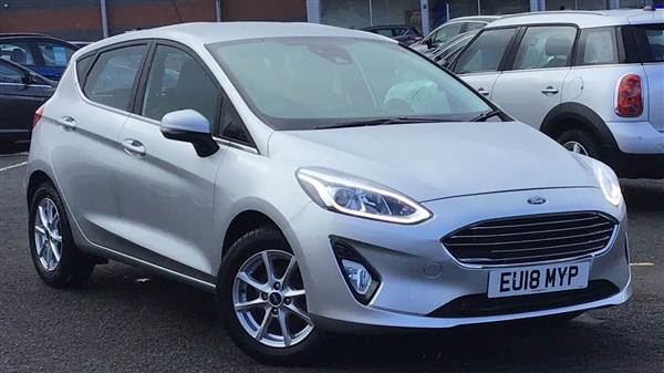 Ford Fiesta 1.1 Zetec Navigation 5dr