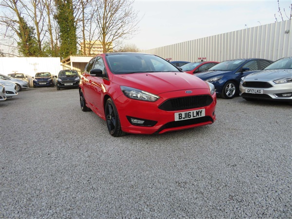Ford Focus 1.5T EcoBoost Zetec S Red Edition (s/s) 5dr