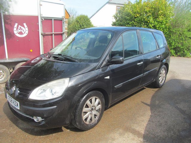  TIDY RENAULT SCENIC 12 MONTHS MOT 7 SEATER